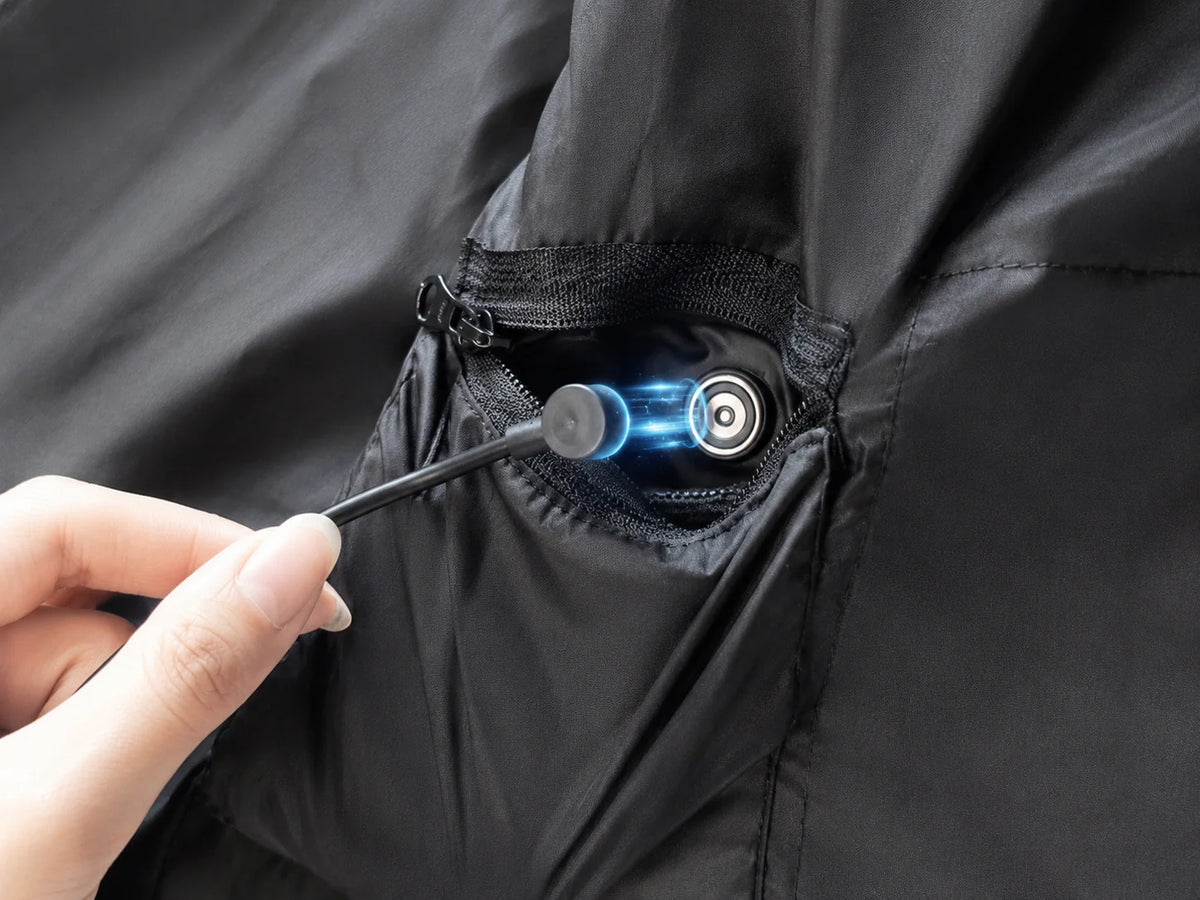 Savior Heat kids' heated vest with magnetic fast charging for easy winter use